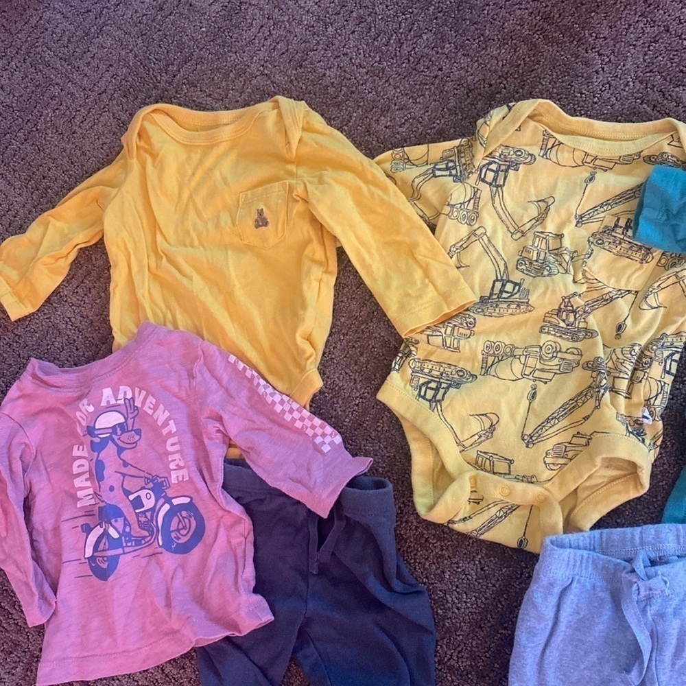 Baby gap bundle - Picture 3 of 8
